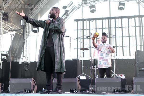 YOUNG FATHERS - 2014-07-05 - BELFORT - Presqu'ile du Malsaucy - 